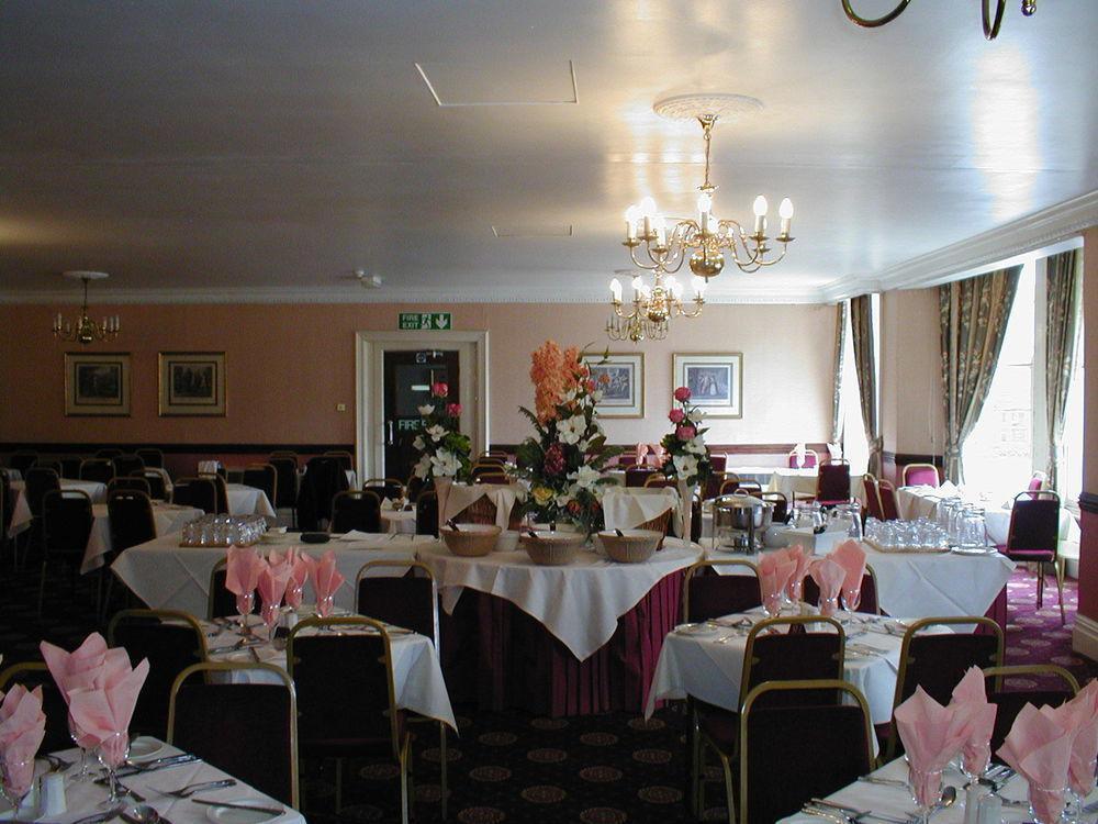 Glen Usk Hotel ลานดินดรอดเวลส์ ภายนอก รูปภาพ