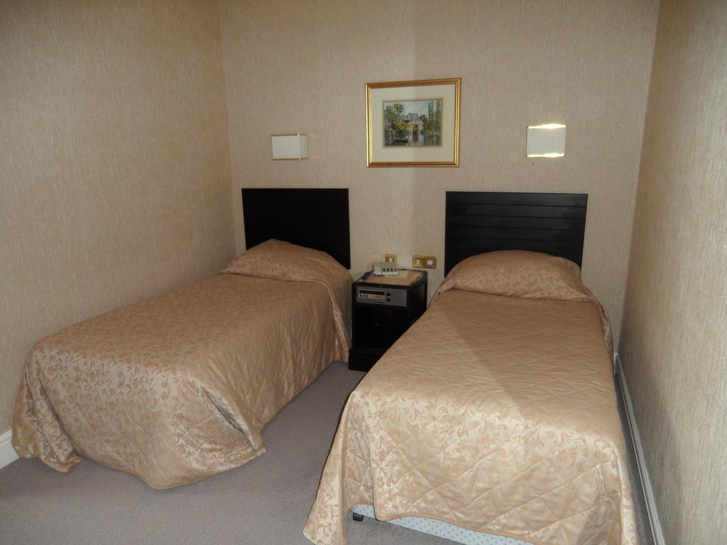 Glen Usk Hotel ลานดินดรอดเวลส์ ภายนอก รูปภาพ