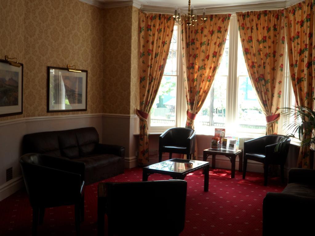 Glen Usk Hotel ลานดินดรอดเวลส์ ภายนอก รูปภาพ