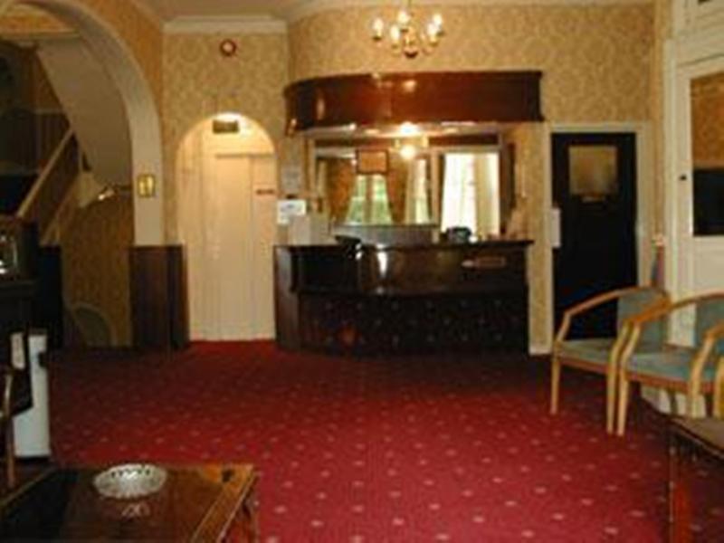 Glen Usk Hotel ลานดินดรอดเวลส์ ภายนอก รูปภาพ